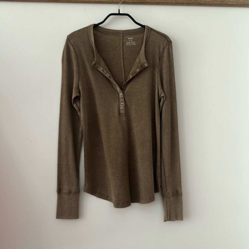 NWT_Brown Aerie Women’s Long-Sleeve Shirt
